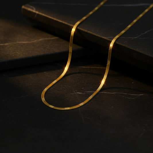 Aurum Luxe Minimal Gold Chain jewellery product view 2