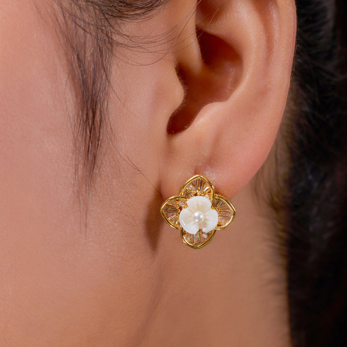 Eterna Bloom Pearl Stud Earrings jewellery product view 7