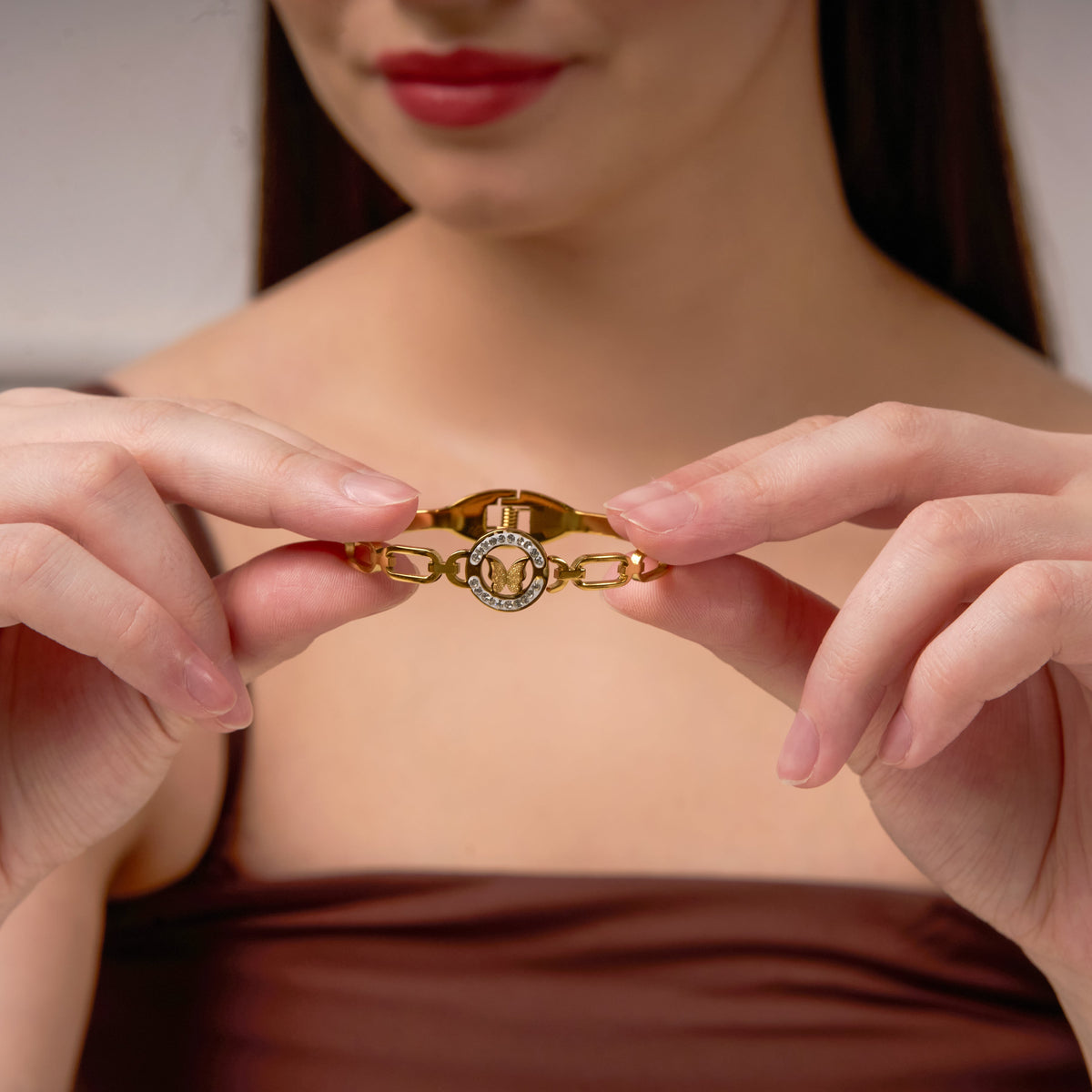 Equestrian Elegance Gold Bracelet jewellery product view 4