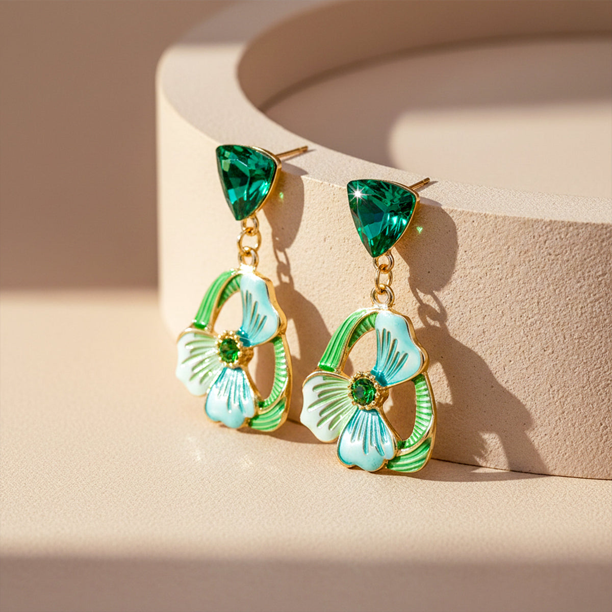 Verde Luxe Earrings jewellery product view 1