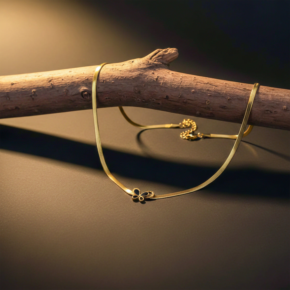 Dainty Minimal Flower Gold Chain Necklace jewellery product view 1