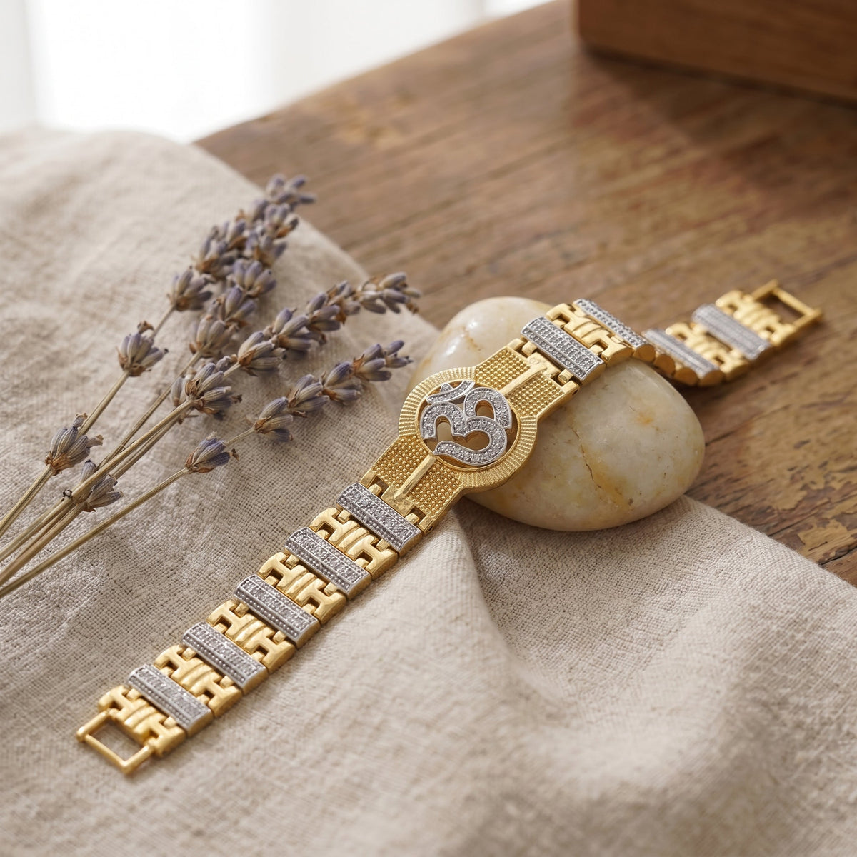 Zenith Om Premium Bracelet jewellery product view 4