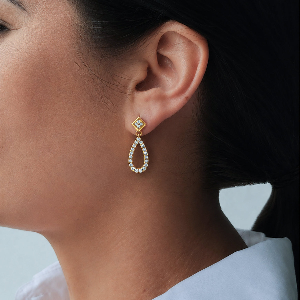 Heera Luxe Earrings jewellery product view 3