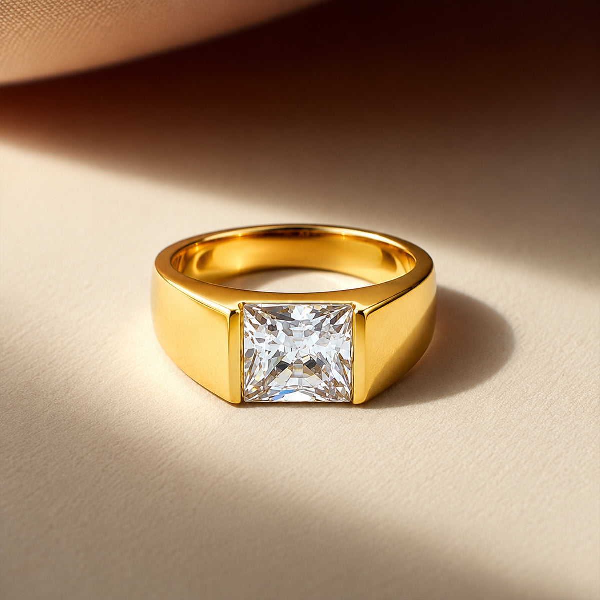 Royal Solitaire Ring jewellery product view 4