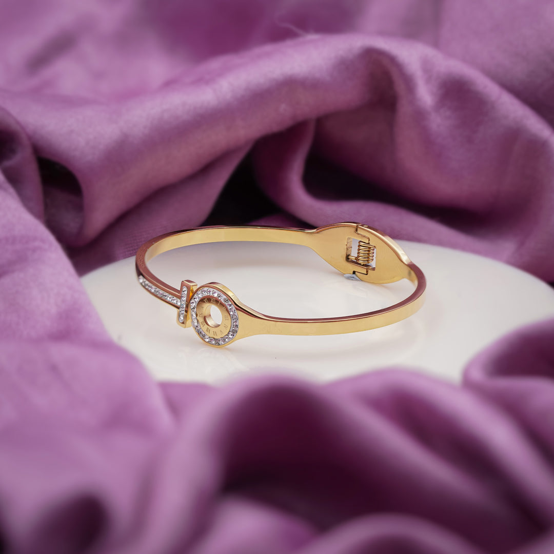 Unlock Love Diamond Kada jewellery product view 3