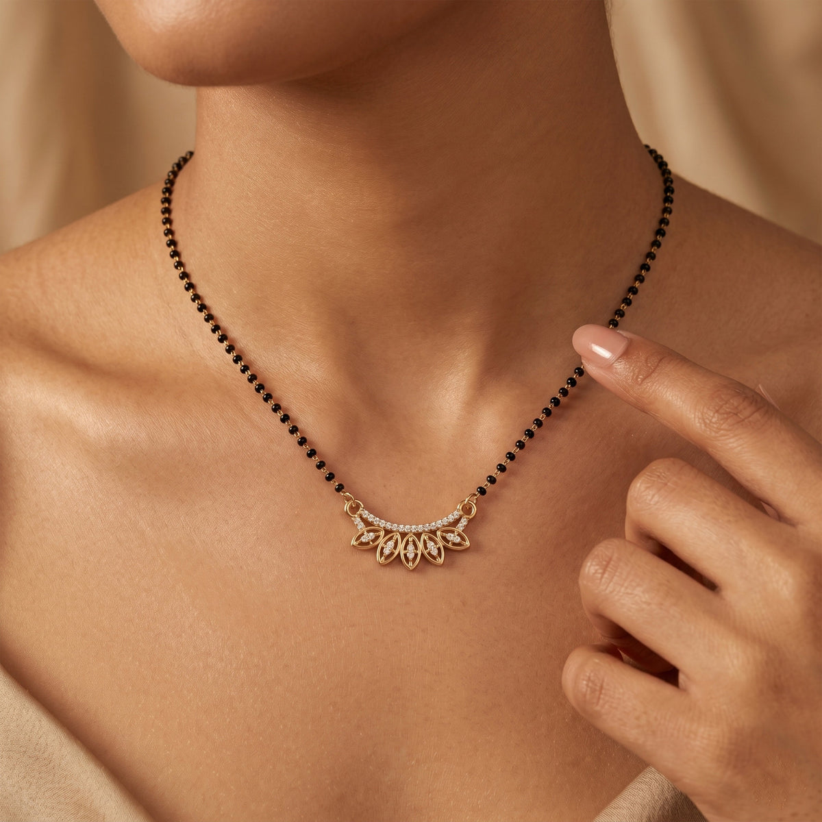 Divya Patra Mangalsutra jewellery product view 7