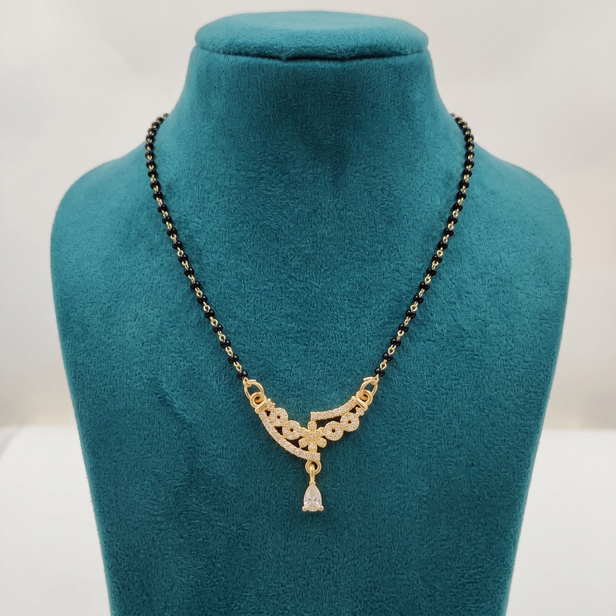 Vaidehi Premium Mangalsutra jewellery product view 3