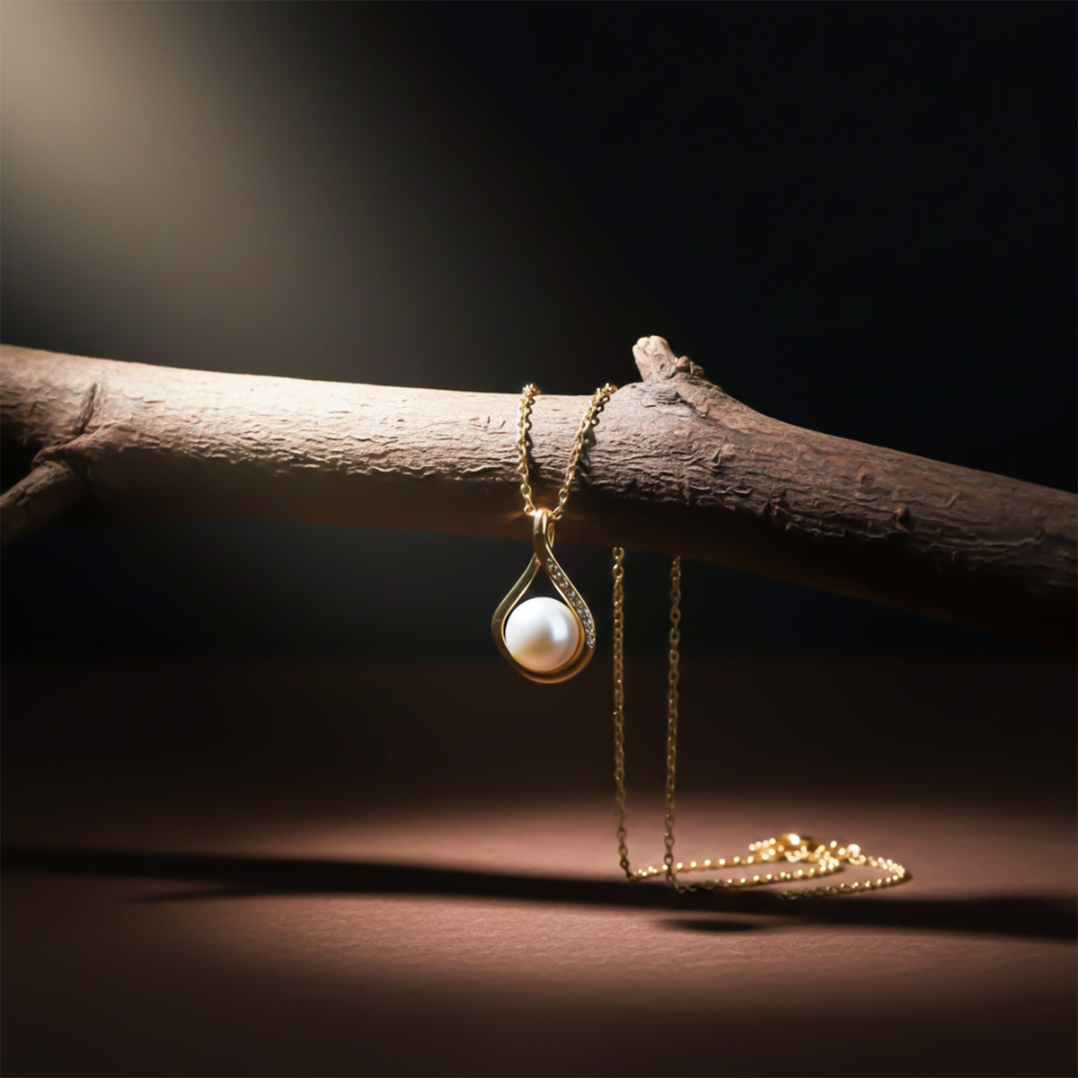 Teardrop Pearl Pendant Necklace jewellery product view 2