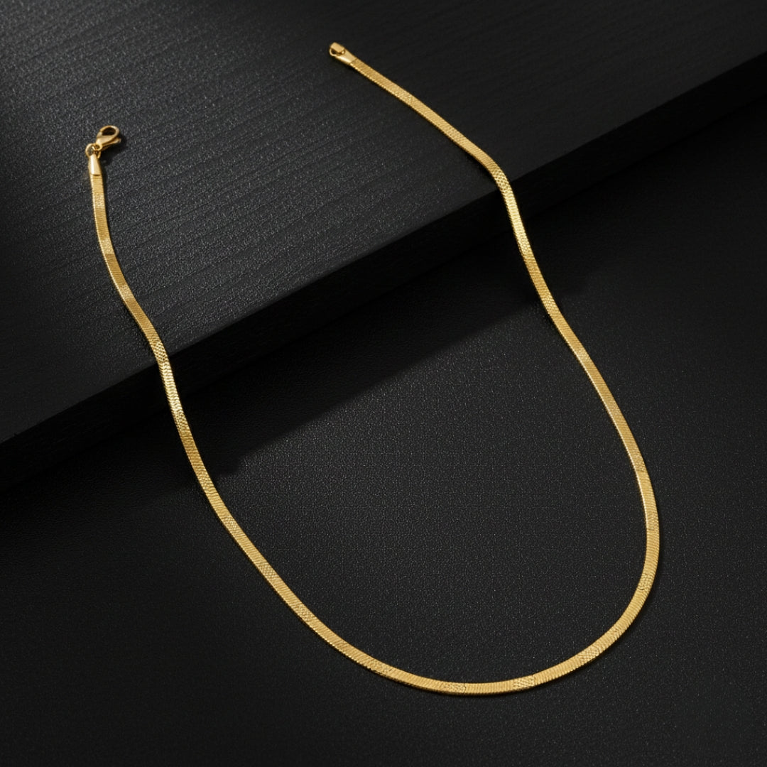 Aurum Luxe Minimal Gold Chain jewellery product view 3