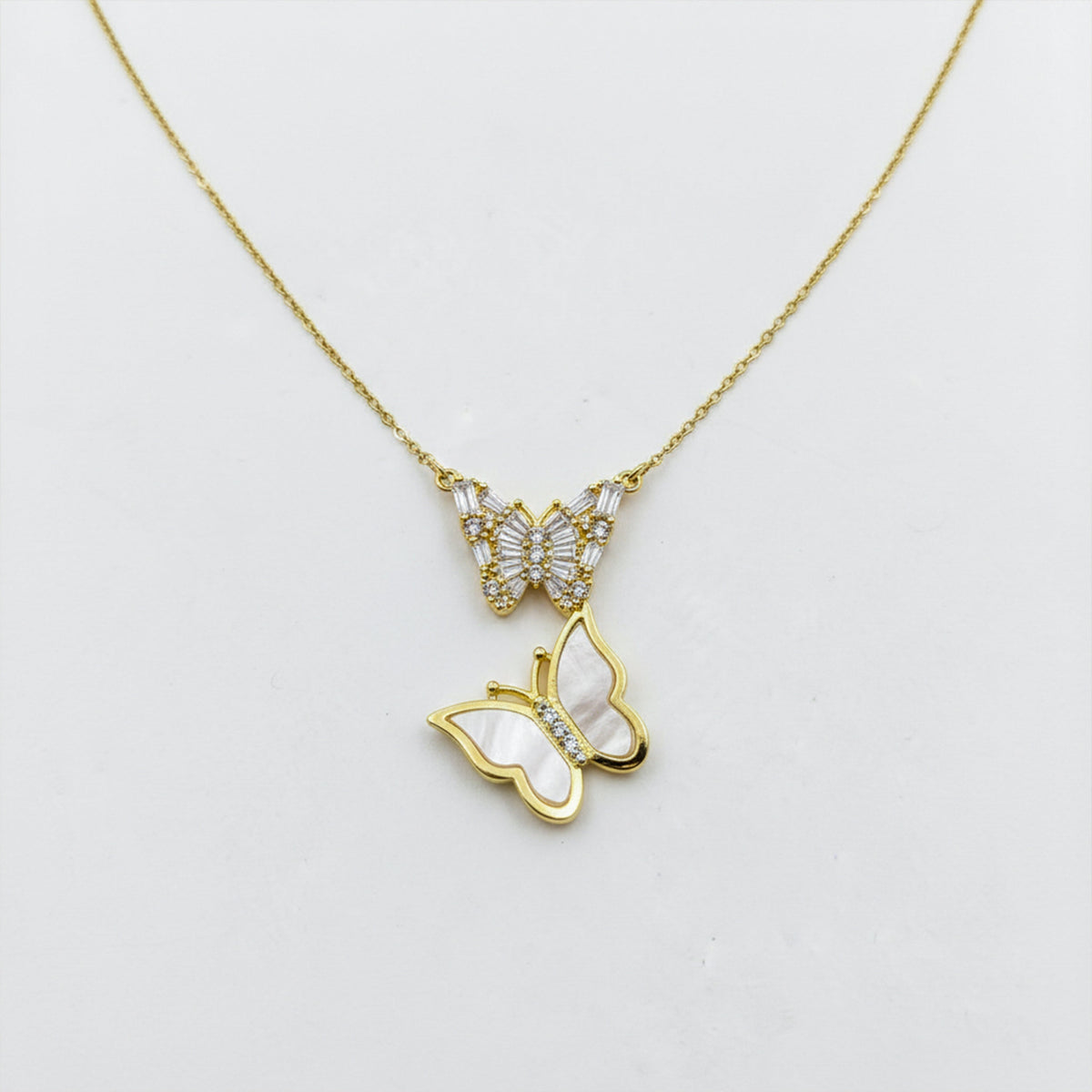 Elegant Gold Butterfly Shell Pendant Necklace jewellery product view 4