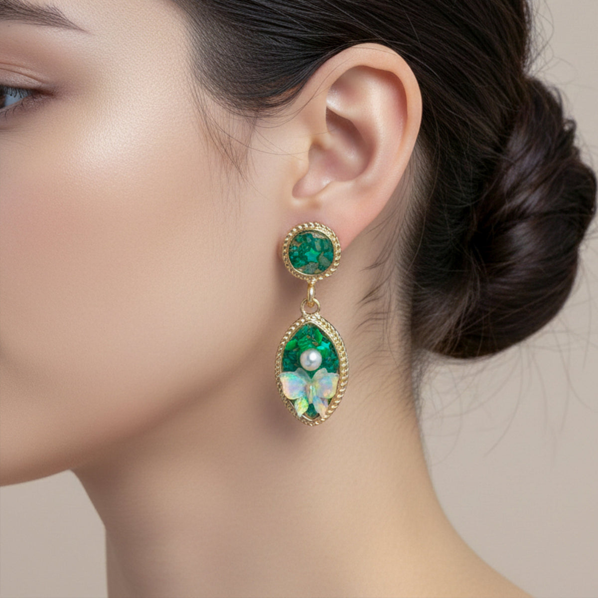 Luxe Botanical Emerald Pearl Earrings jewellery product view 2