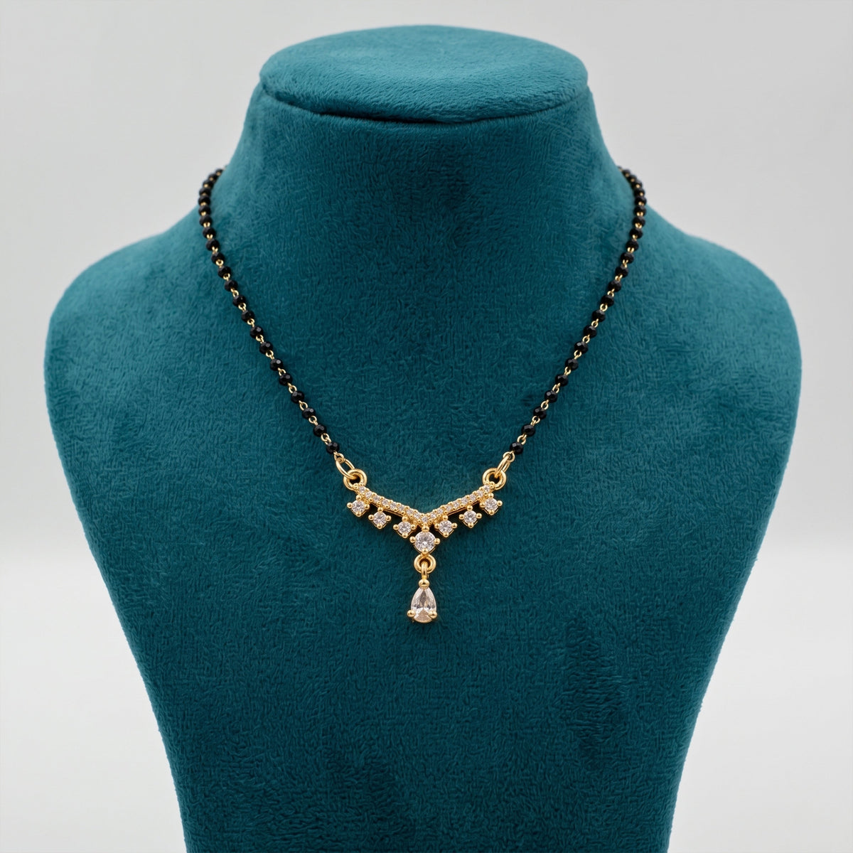 Saanvi Mangalsutra jewellery product view 3