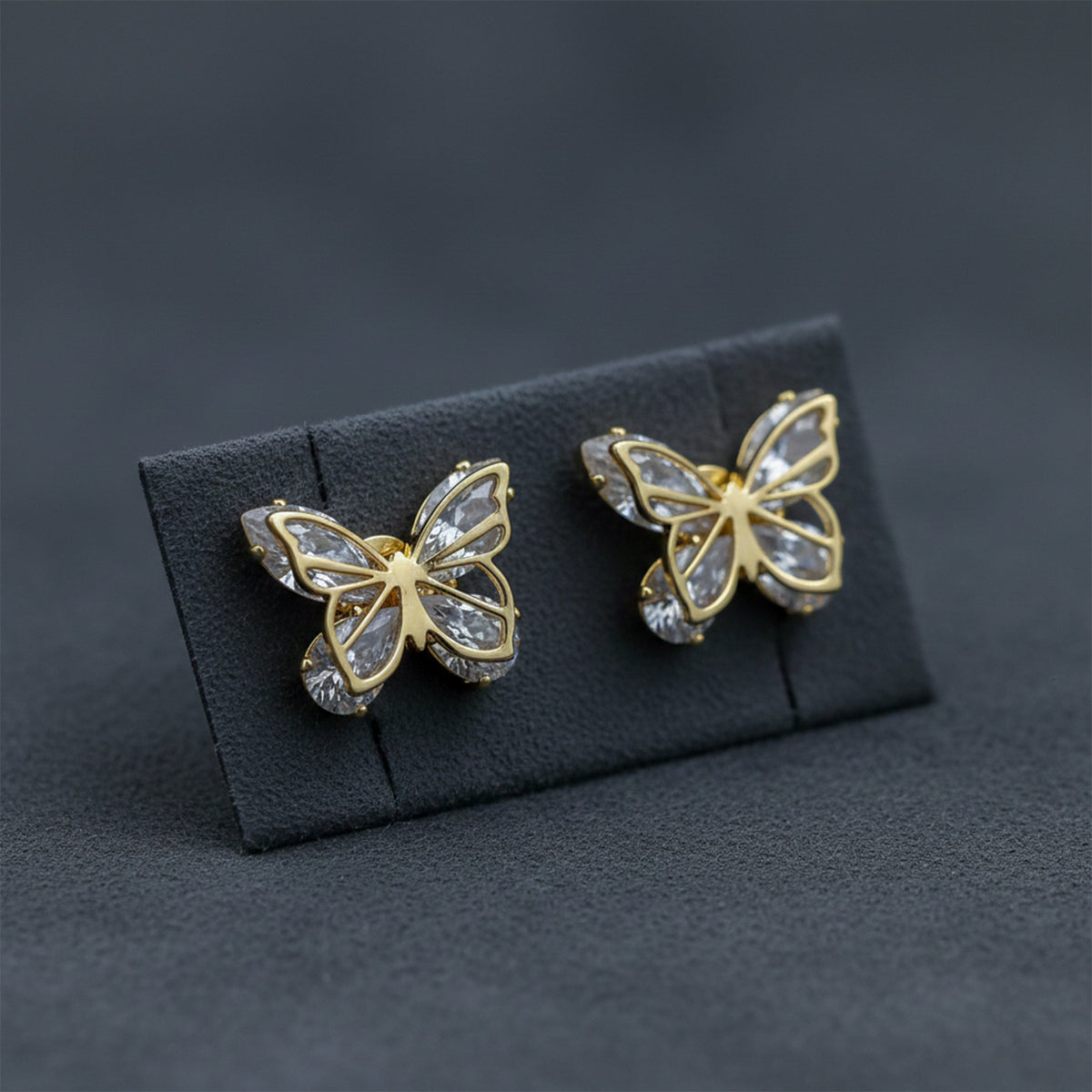 Heer Titli Sparkle Stud Earrings jewellery product view 3