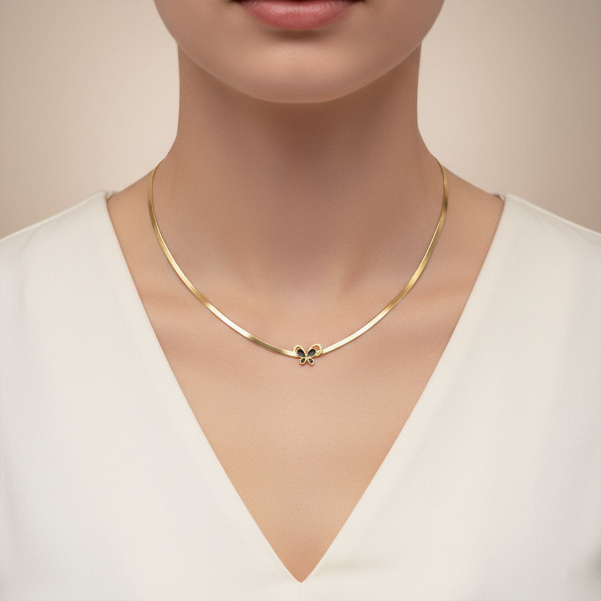 Dainty Minimal Flower Gold Chain Necklace jewellery product view 3