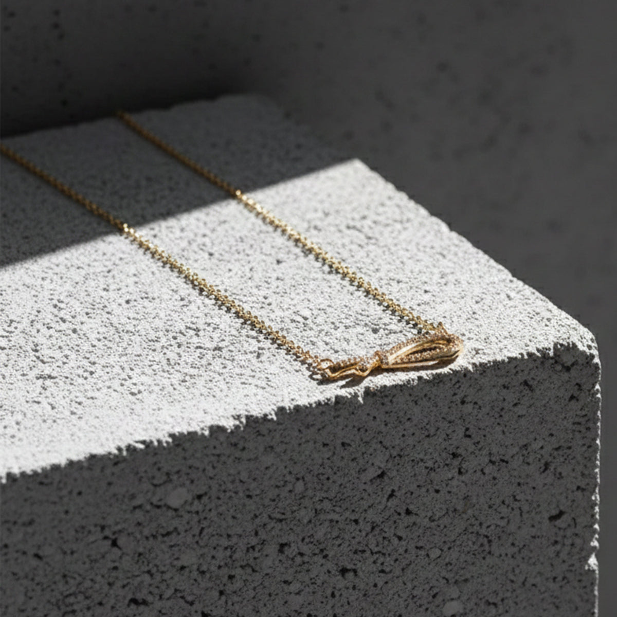 Mayra Necklace jewellery product view 4