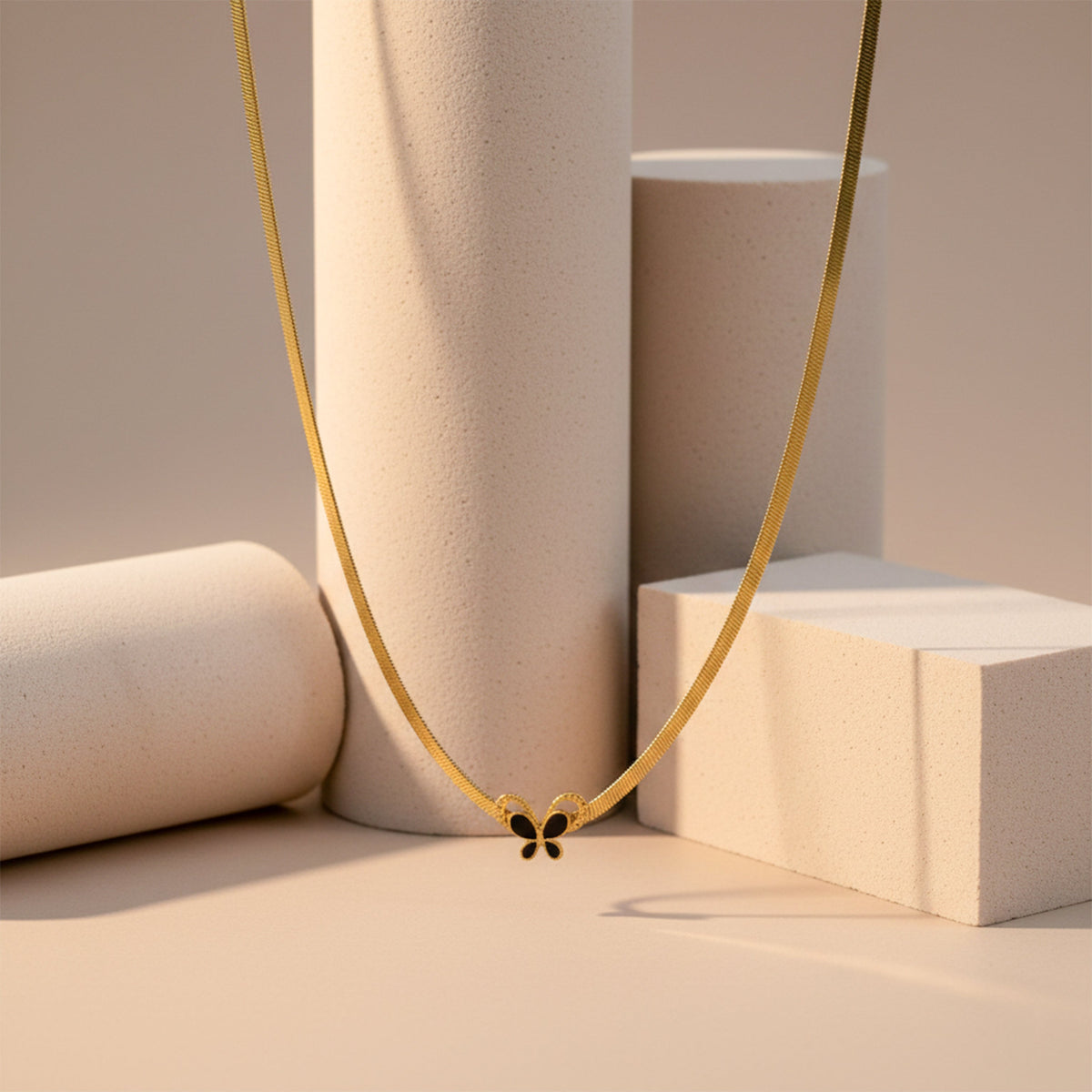 Dainty Minimal Flower Gold Chain Necklace jewellery product view 4