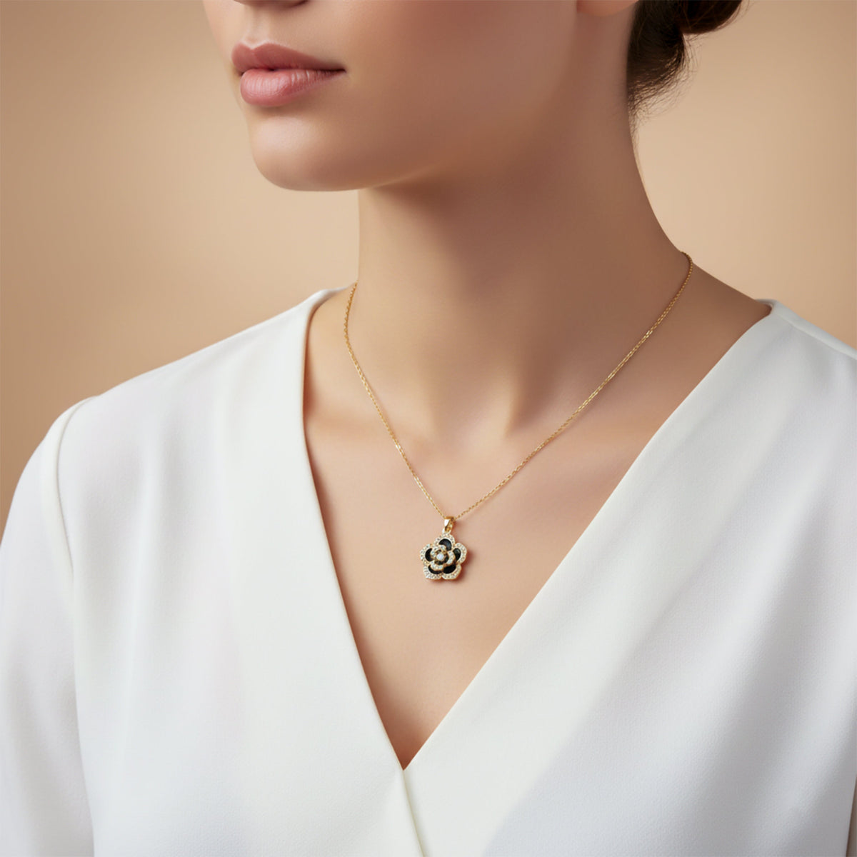 Elegant Gold Flower Pendant Necklace jewellery product view 4