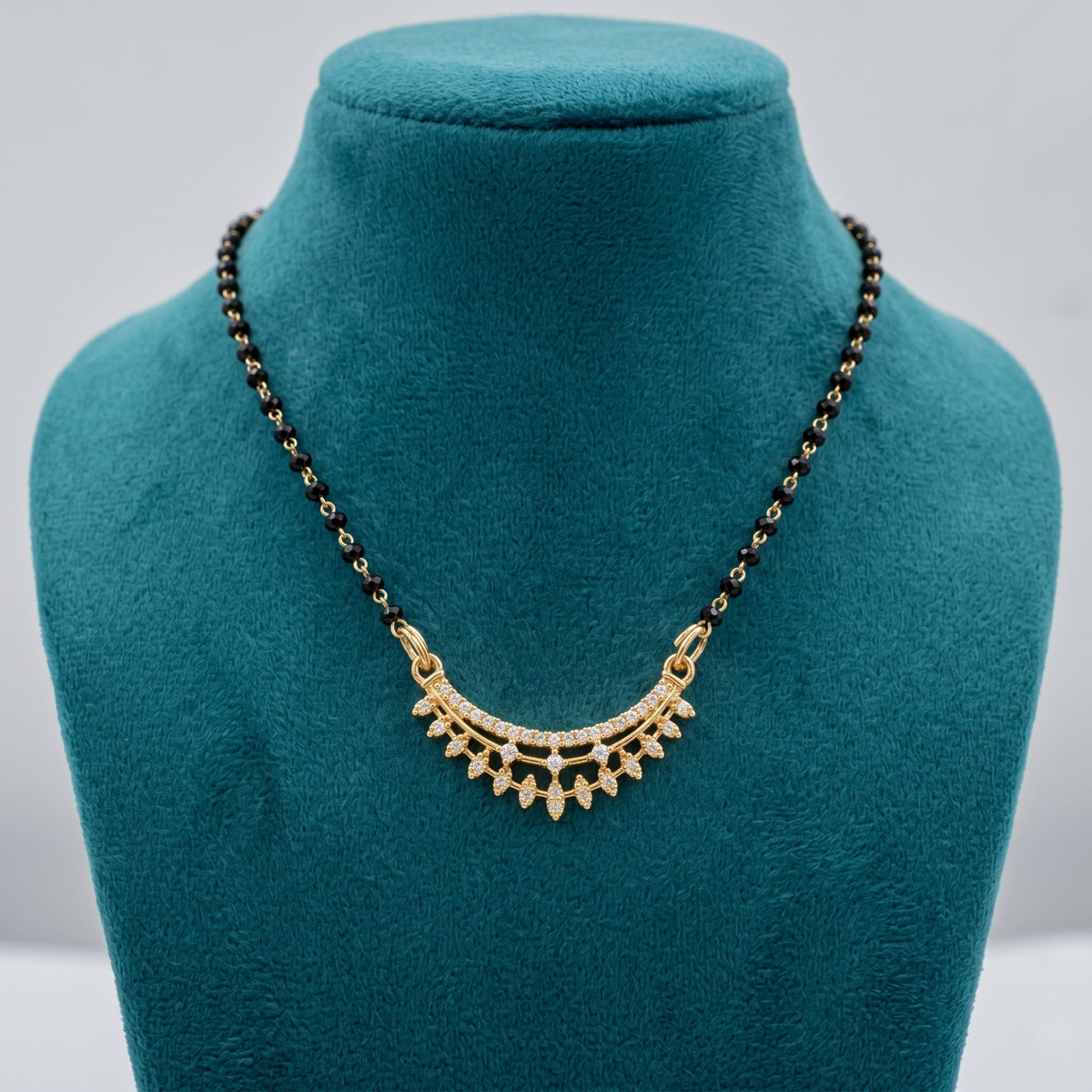 Swarn Chandrika Mangalsutra jewellery product view 5