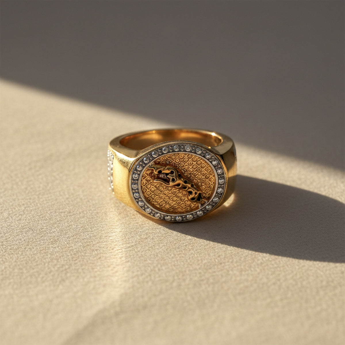 Panther Legacy Ring jewellery product view 6