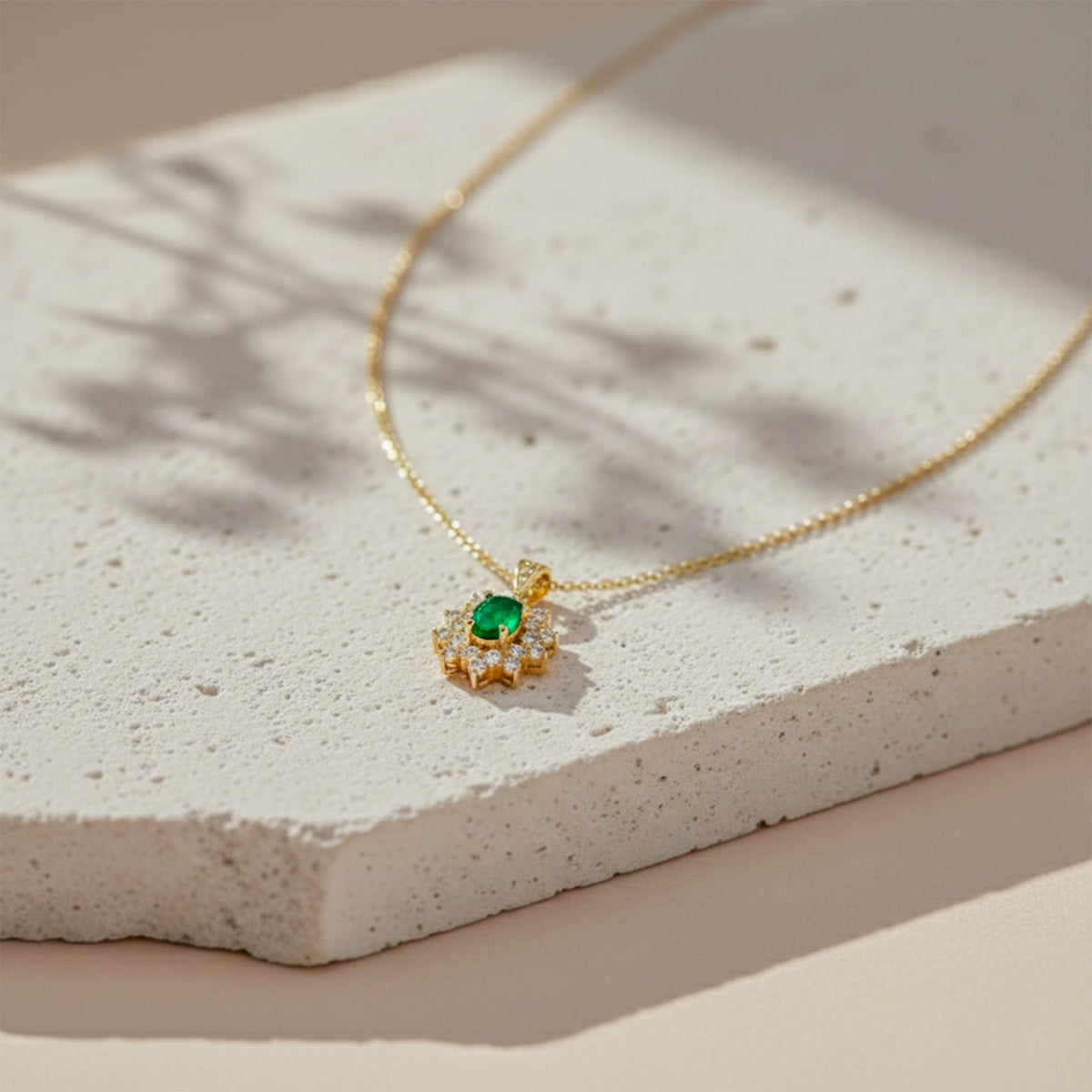 Floral Emerald Diamond Gold Necklace jewellery product view 3