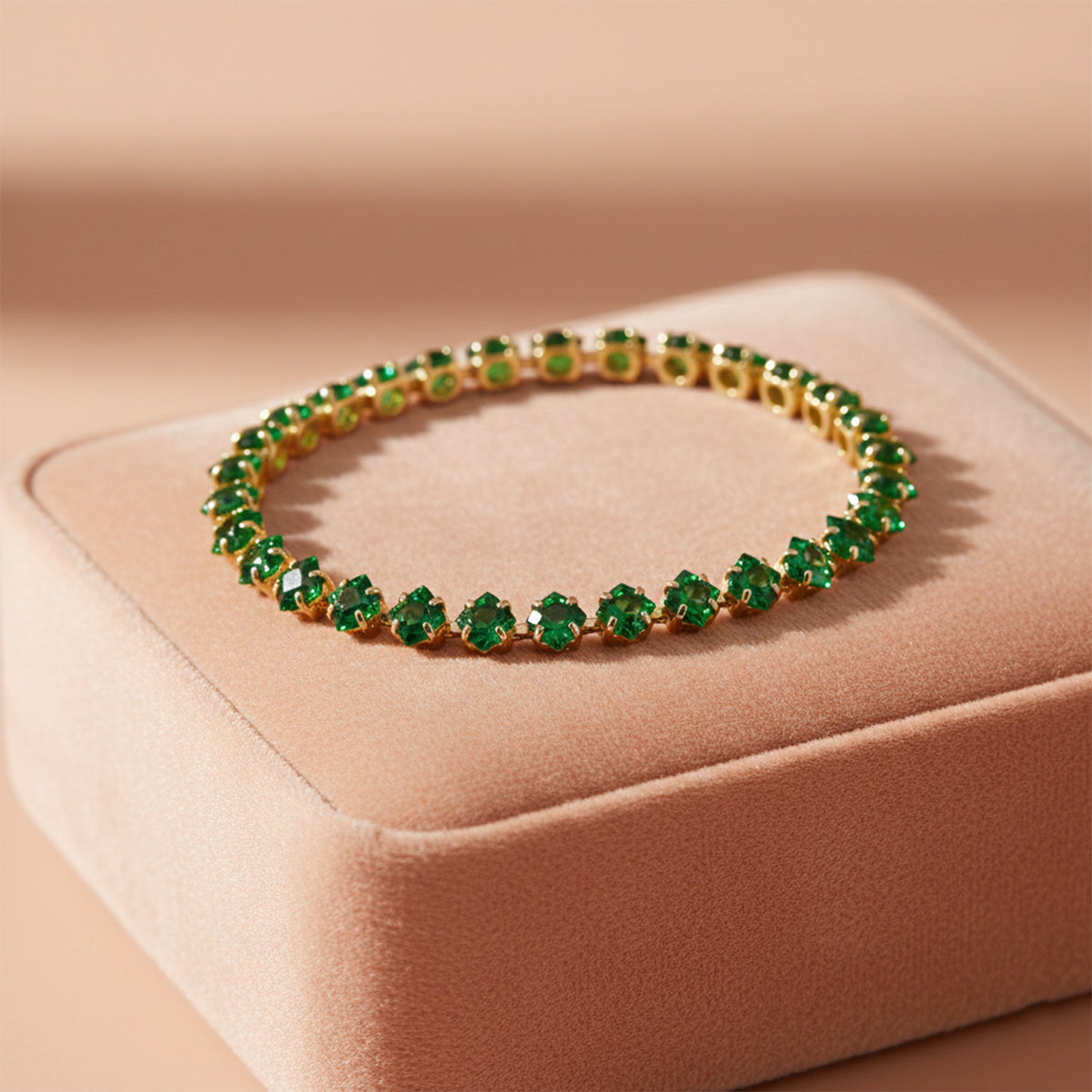 Veloura Emerald Glow Bracelet jewellery product view 5