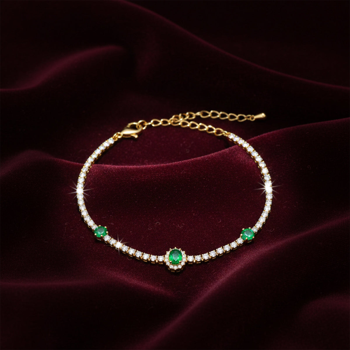 Zenvy Emerald Luxe Chain Bracelet jewellery product view 5