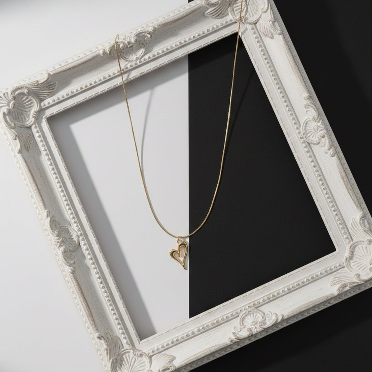 Romantic Gold Heart Pendant Necklace jewellery product view 6