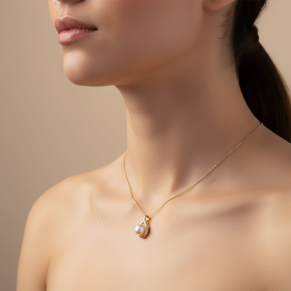 Golden Teardrop Pearl Pendant Necklace jewellery product view 3