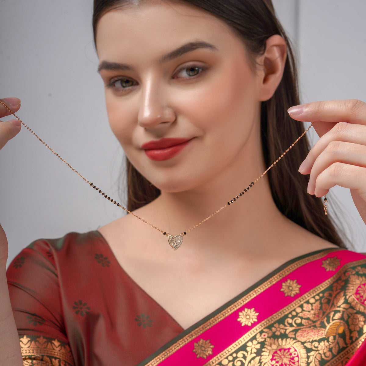 Prayal Heart Mangalsutra jewellery product view 4
