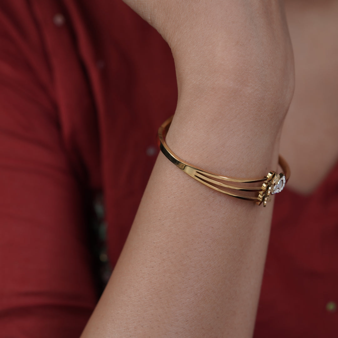 Divine Love Heart Gold Bracelet Kada jewellery product view 6