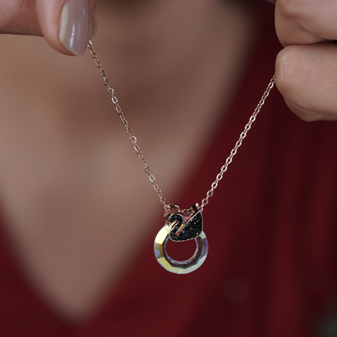 Meera Necklace jewellery product view 2