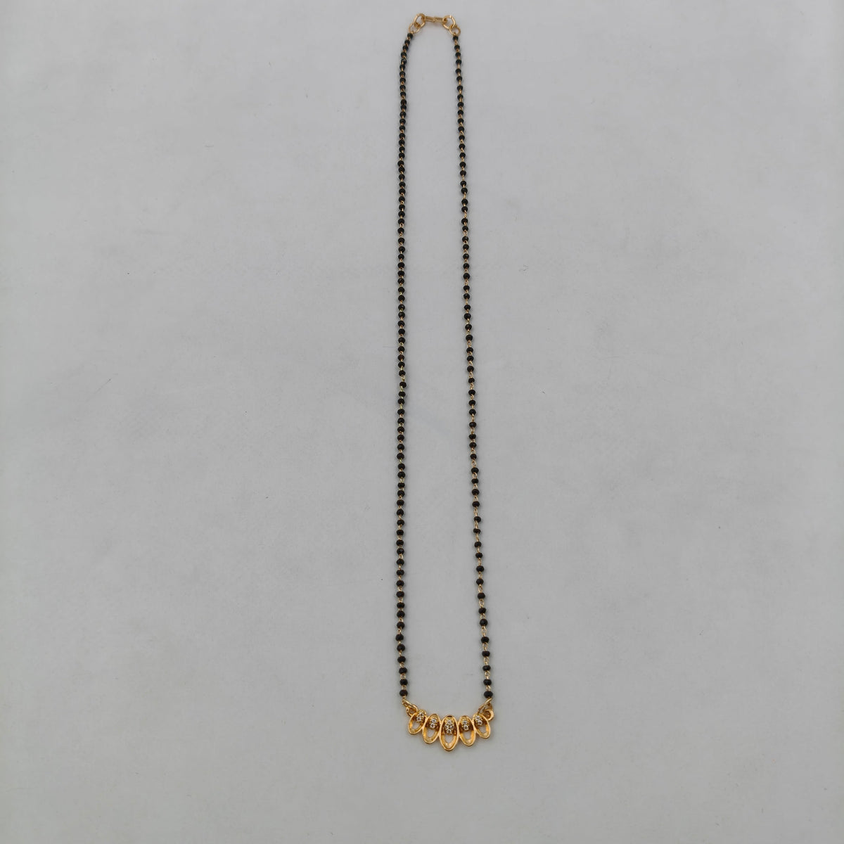 Swarna Pushp Mangalsutra jewellery product view 3