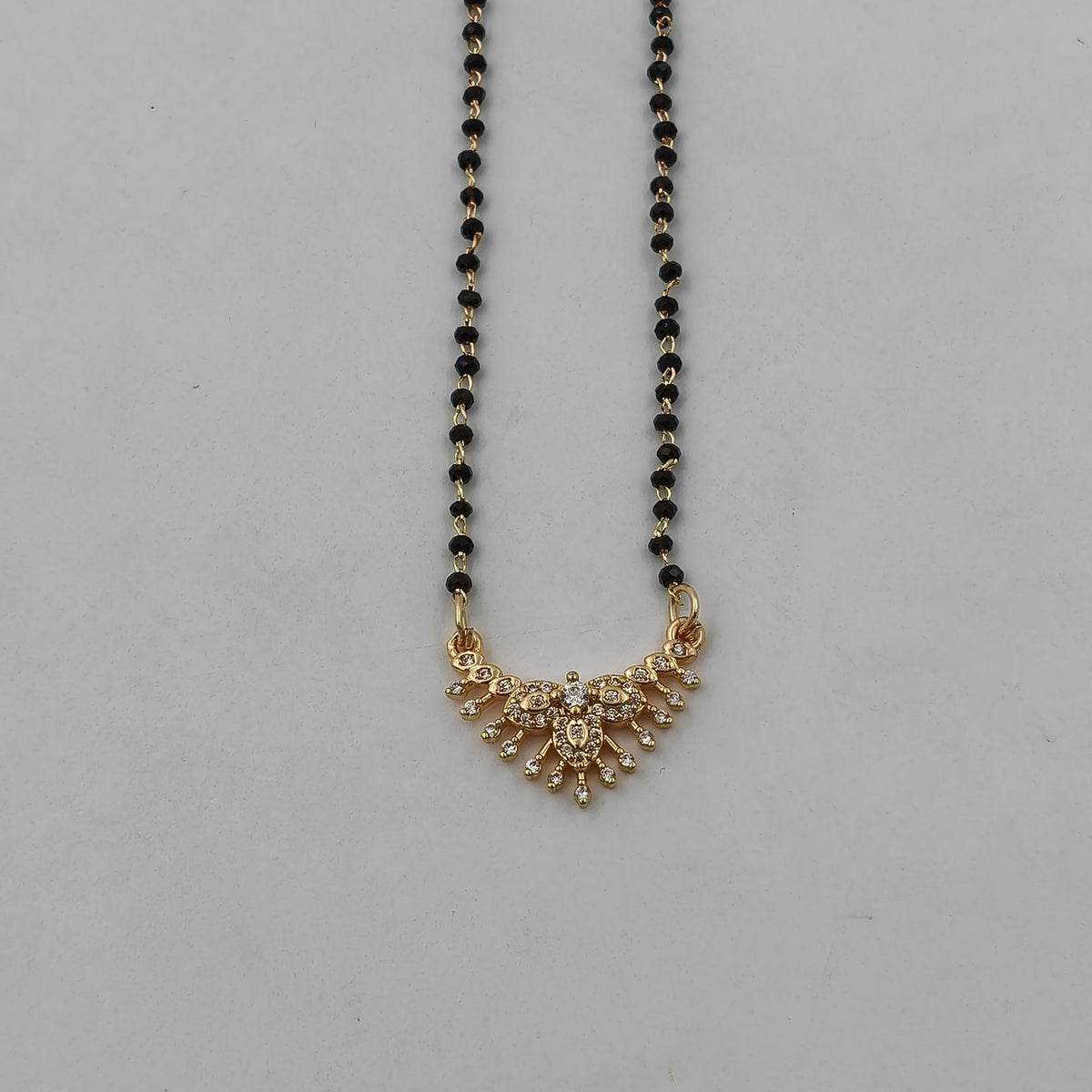 Swarn Pushpa Mangalsutra style 1 jewellery product view 3