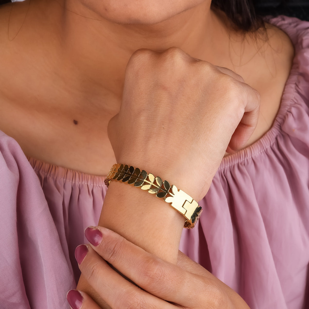 Golden Leaf Royale Kada jewellery product view 4