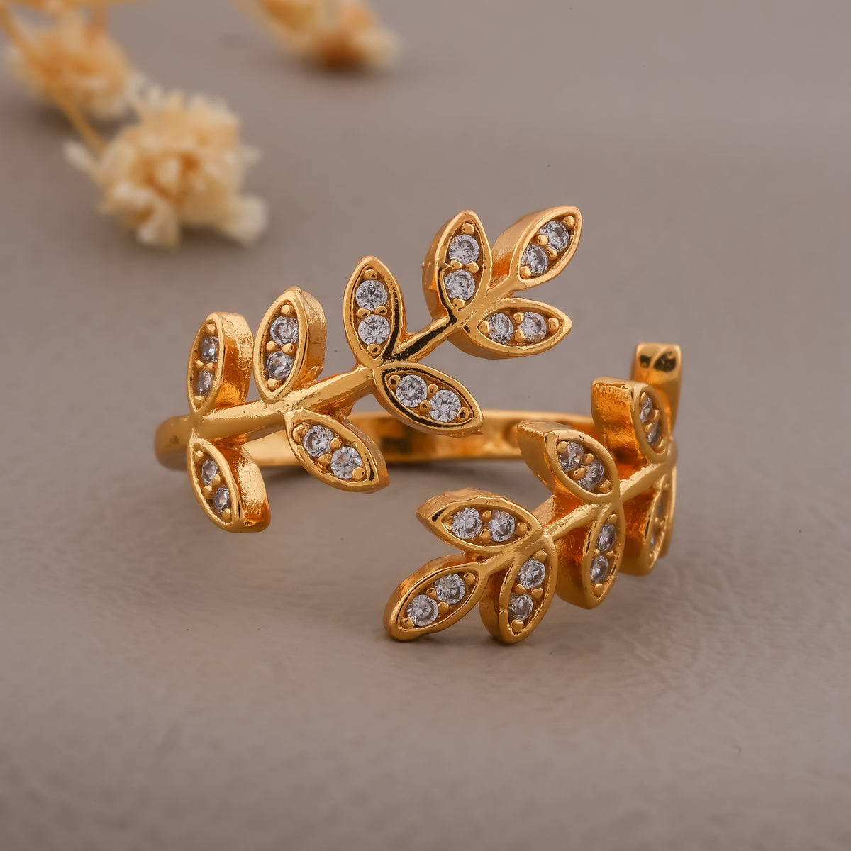 Leaf Ring jewellery product view 1