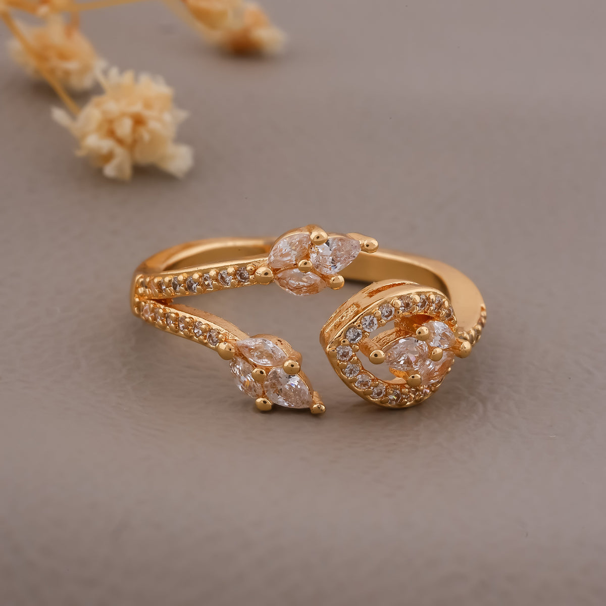 Pihu Glow Rings jewellery product view 1