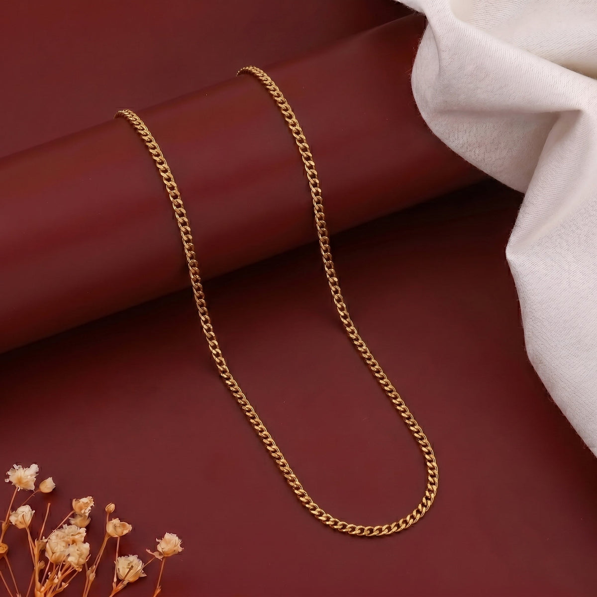 Regal Curb Chain jewellery product view 1